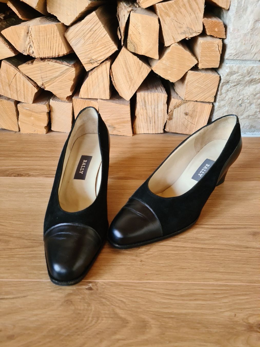 Bally Scarpe da donna: NEU Bally Pumps Gr. 38 schwarz – Nuovo (secondo la descrizione) da Oberuzwil venduto da sab_58zf 2
