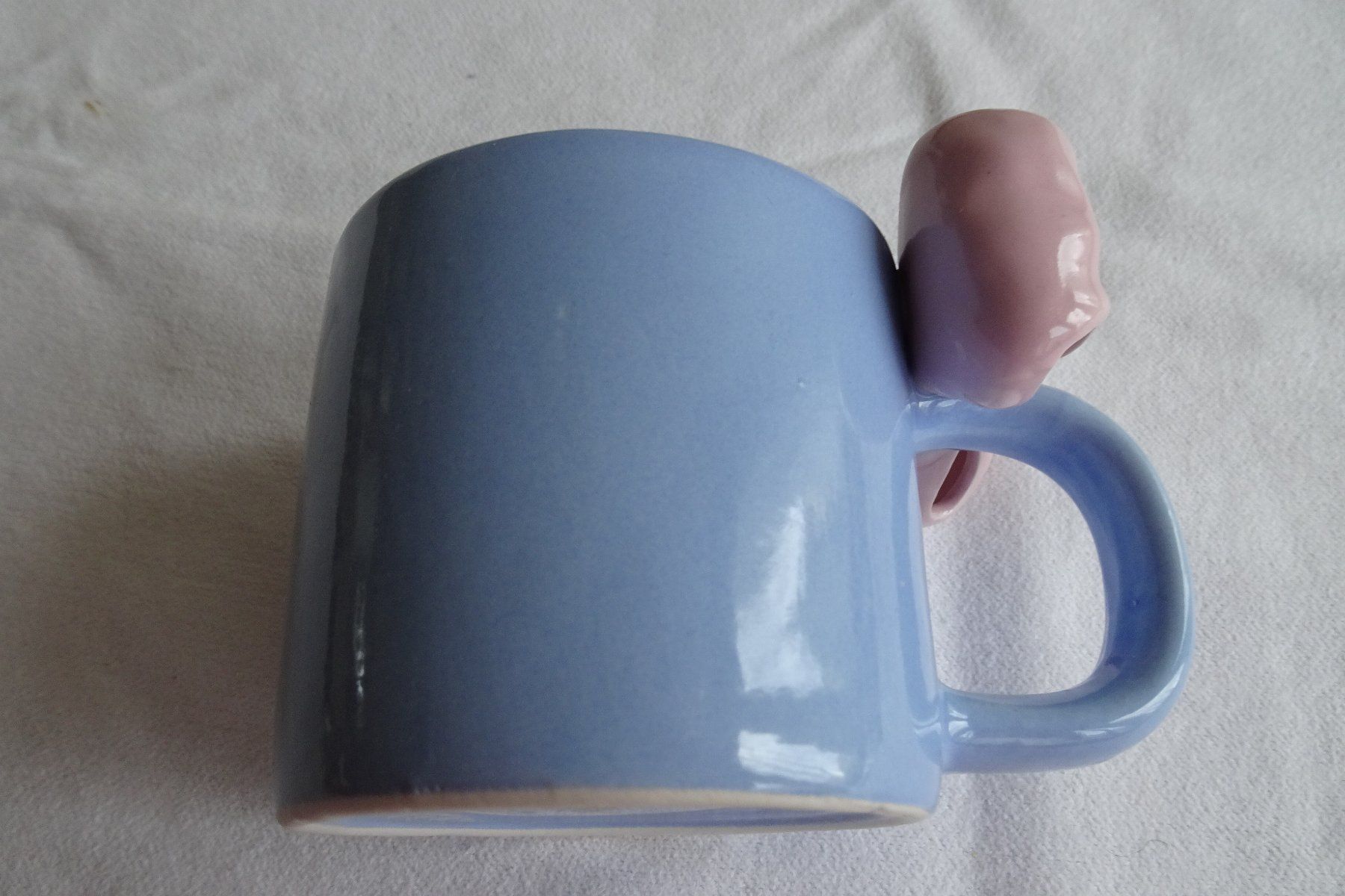 Tassen: Flying Tiger Tasse mit Masche – Gebraucht aus Strengelbach von schmetterling20 1