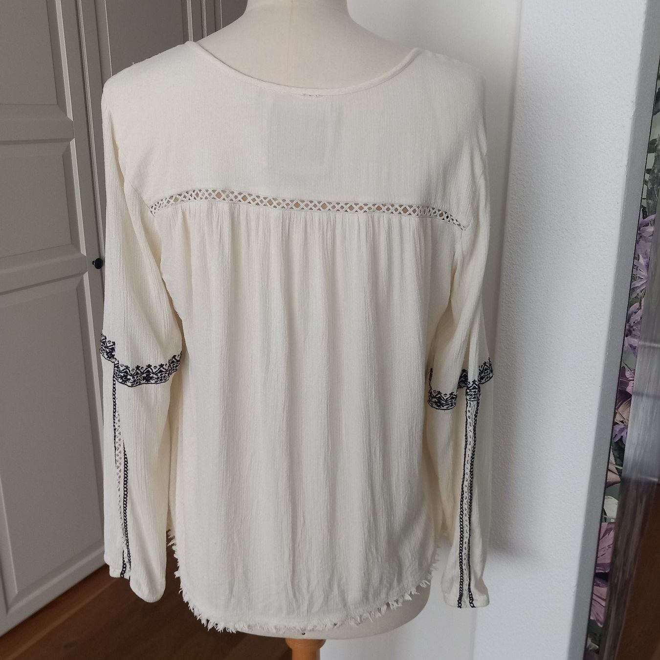 Camicette: Tolle Boho Bluse Shabby romantisch Gr. .L 40 weiss – Usato da Nottwil venduto da cecilia44 3