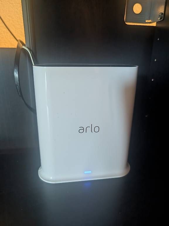 Videocamere: Kit Vidéosurveillance Arlo  Station + 2 Caméra (4K + HD) – Usato da Morges venduto da ake_785h 2