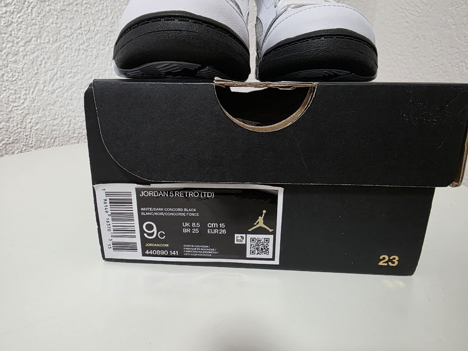 Jordan Scarpe per ragazzi: Jordan 5 Concord EU 26 – Nuovo (secondo la descrizione) da Messen venduto da ste_bsk5 1