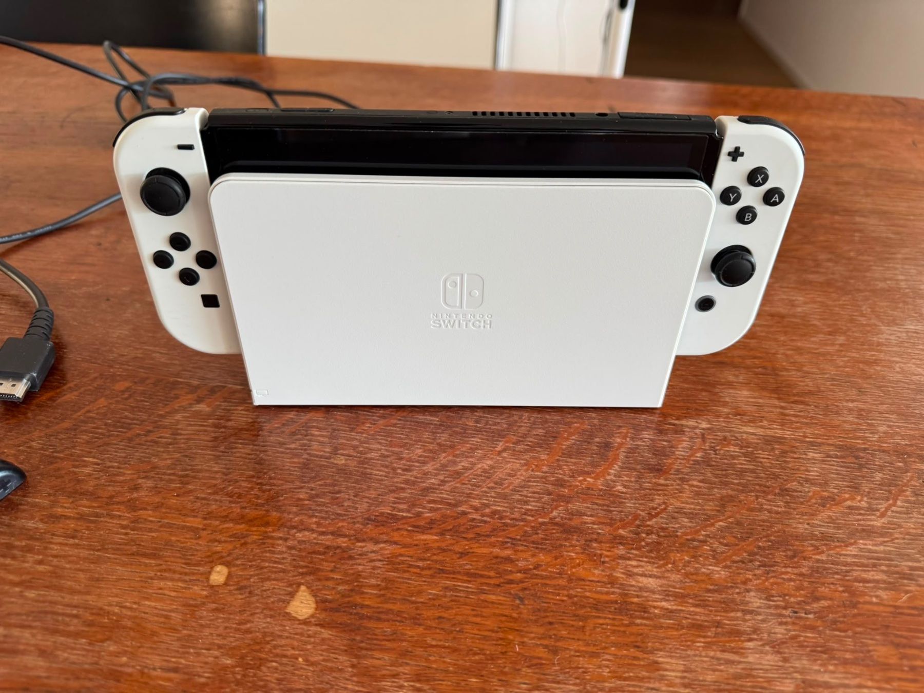 Nintendo Konsolen: Nintendo Switch OLED / Weiss / inkl. Dock & Zubehör – Neu (gemäss Beschreibung) aus Ennetbaden von Reynox 2