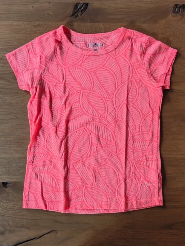 CMP Camicette, T-shirt & Top: T-Shirt CMP Gr. 140 – Usato da Lostorf venduto da prikyb