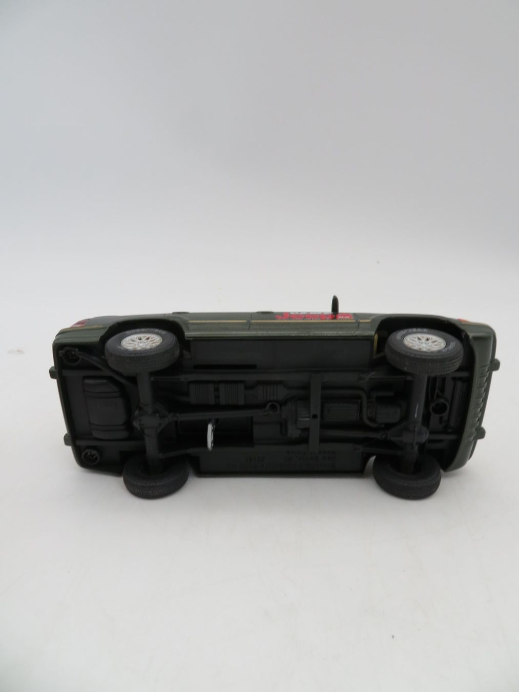 Jeep Modellini d'auto: Modellauto Jeep 1995 Camp Edition – Usato da Reinach BL venduto da WBZ-Flohmarkt 4
