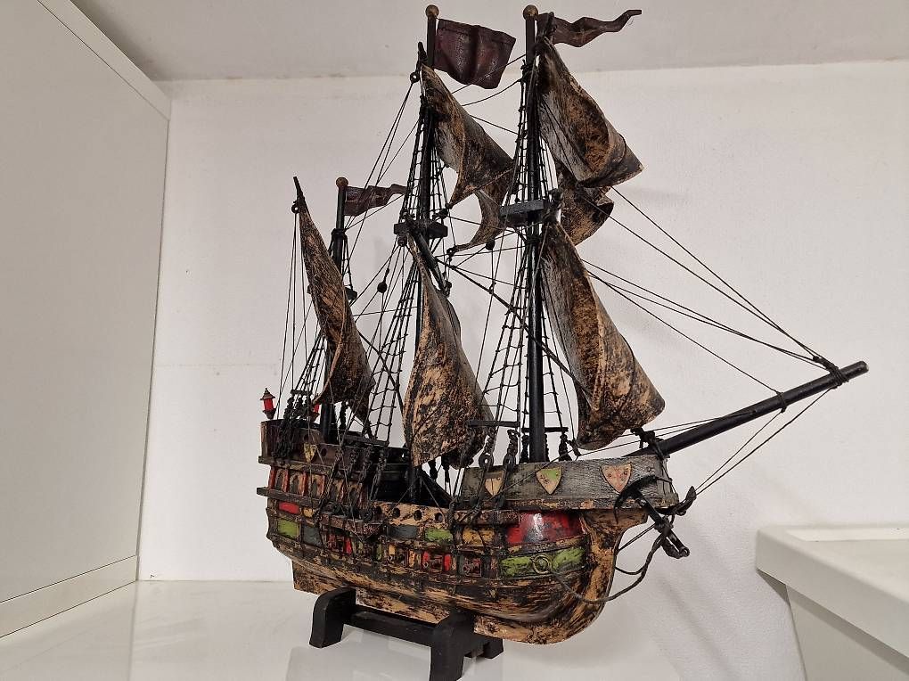 Kit di modellismo & Modellini statici: Flaggschiff Segelschiff Modell – Usato da Heerbrugg venduto da Jeton.Keka 2