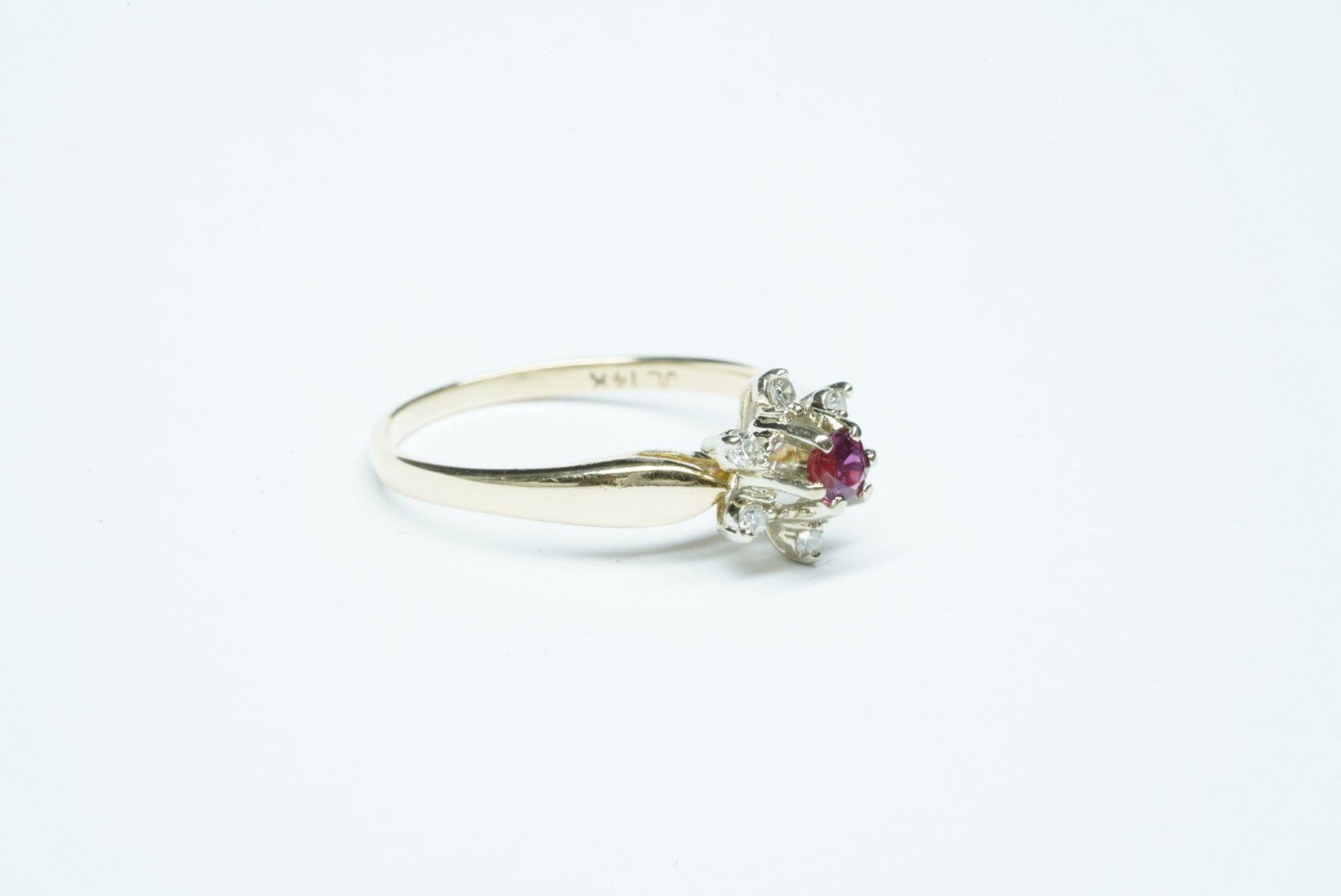 Anelli: Fingerring mit Rubin & Diamanten – Usato da Bülach venduto da Re-Jewelled 1