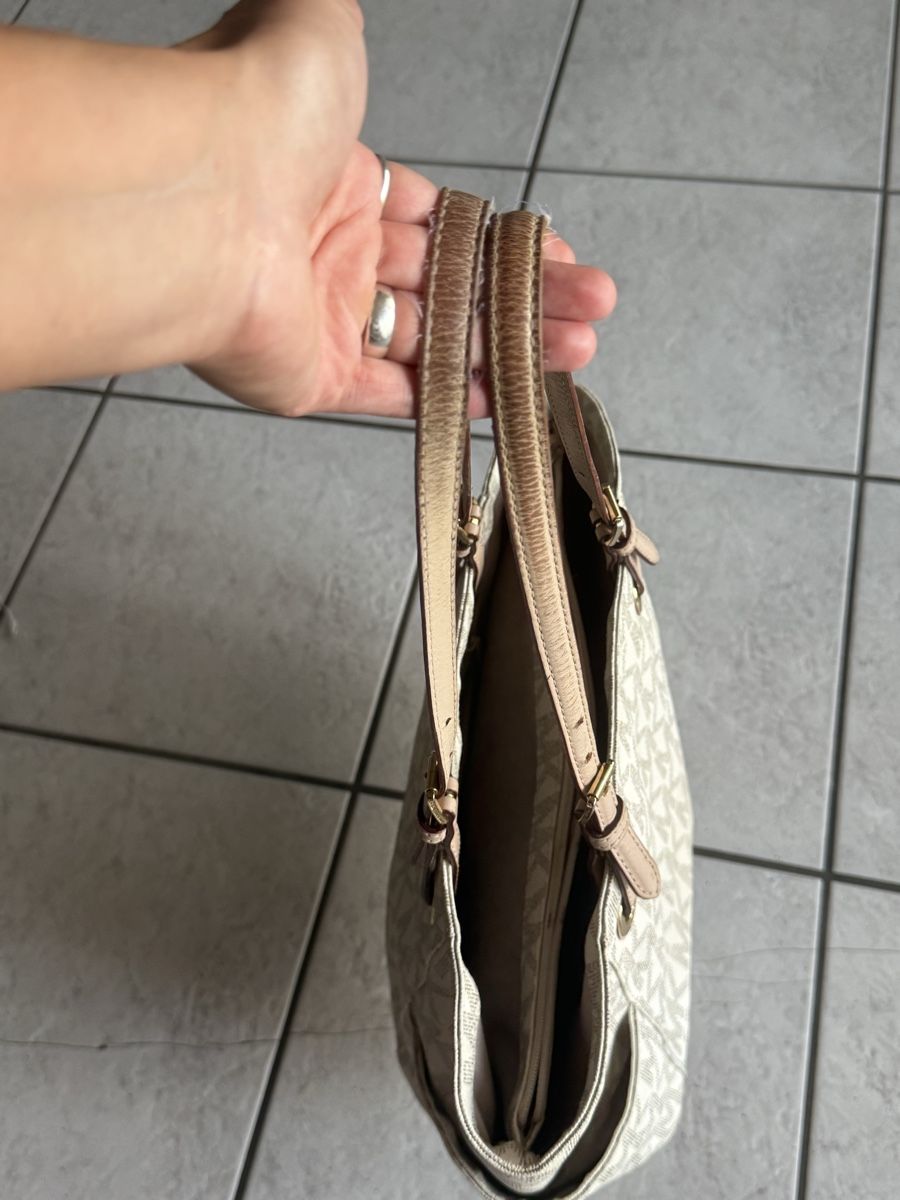 Borse da donna: Michael Kors Tote Tasche beige Monogramm  – Usato da Herbligen venduto da T-esthetic 5