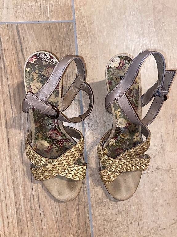 Graceland Damenschuhe: beige Sandalen Gr. 38 – Gebraucht aus Hausen AG von corinne_g 1