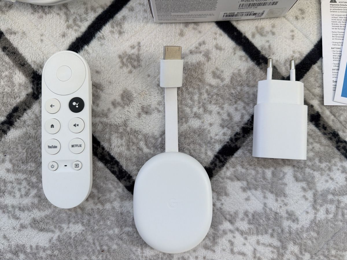 Google Systèmes audio & multimédias: Google Chromecast 4K mit Google TV wie neu – Neuf (Voir description) à Frenkendorf par Le_Icemelon 1