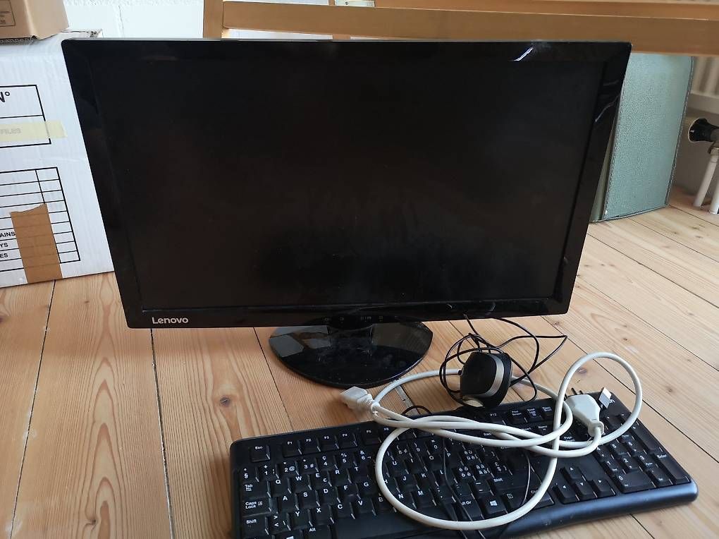 Monitore: Bildschirm, Tastatur und Maus – Gebraucht aus Winterthur von leinenlos