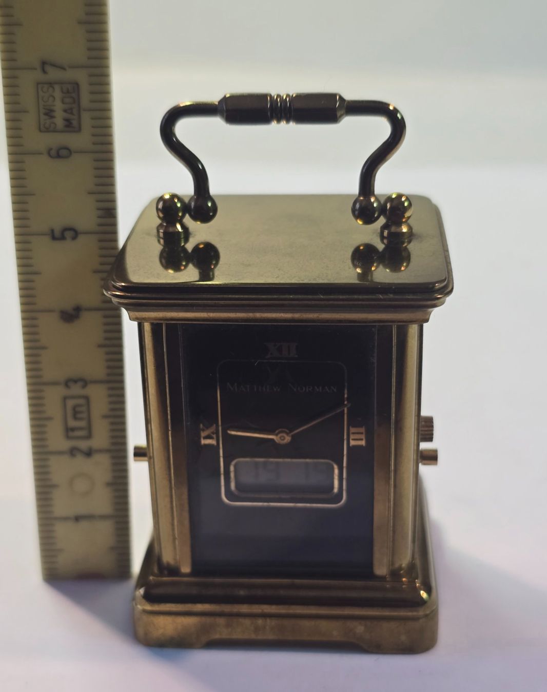 Orologi da terra & Orologi da parete: Matthew Norman  Mini Tischuhr – Difettoso da Ennetbürgen venduto da 50shafali53 5