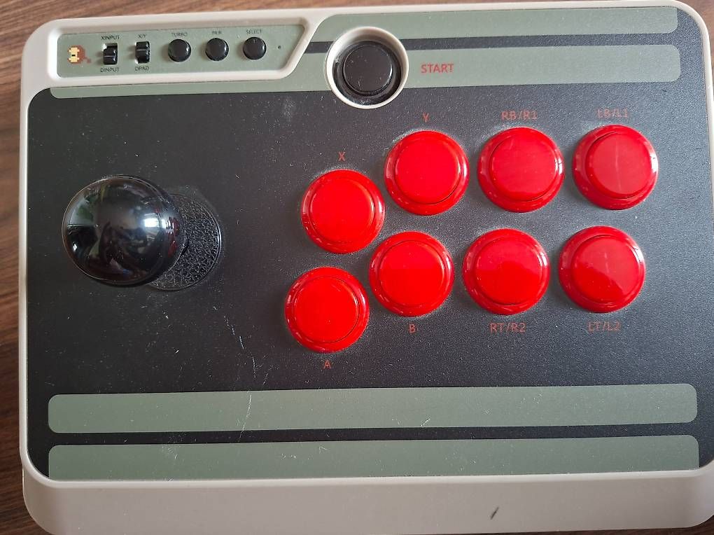 Controller: Bbitdo n30 joystick Arcade – Usato da Winterthur venduto da Tiara