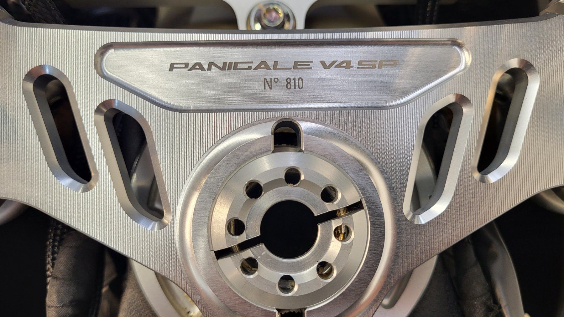 Ducati Strada: Ducati Panigale V4 SP – Usato da Tägerschen venduto da Moto-Welt 4