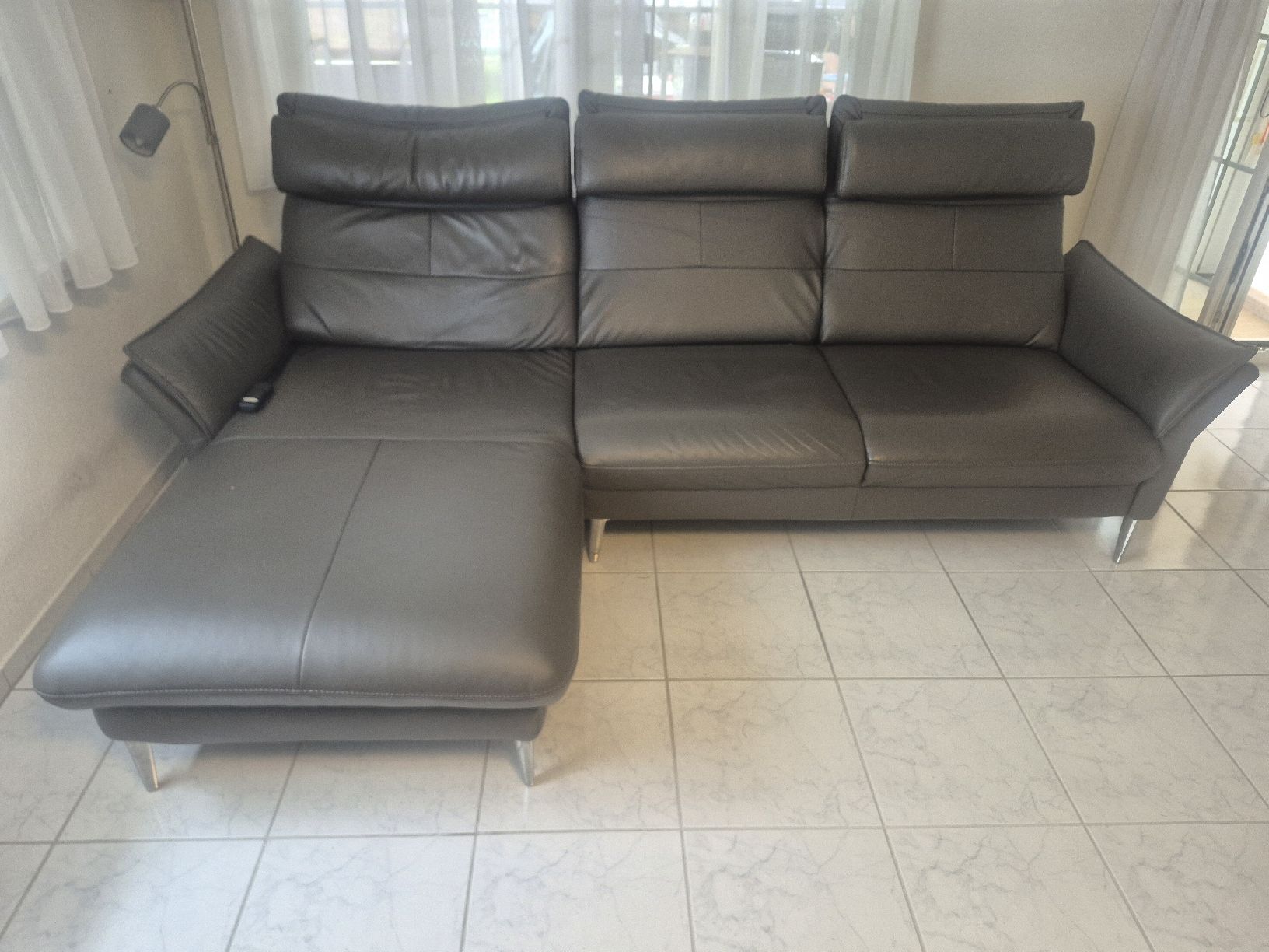 Sofas: Ecksofa Echtleder  inkl. Motorfunktion super Zustand – Neu (gemäss Beschreibung) aus Schleinikon von Loewe44 2