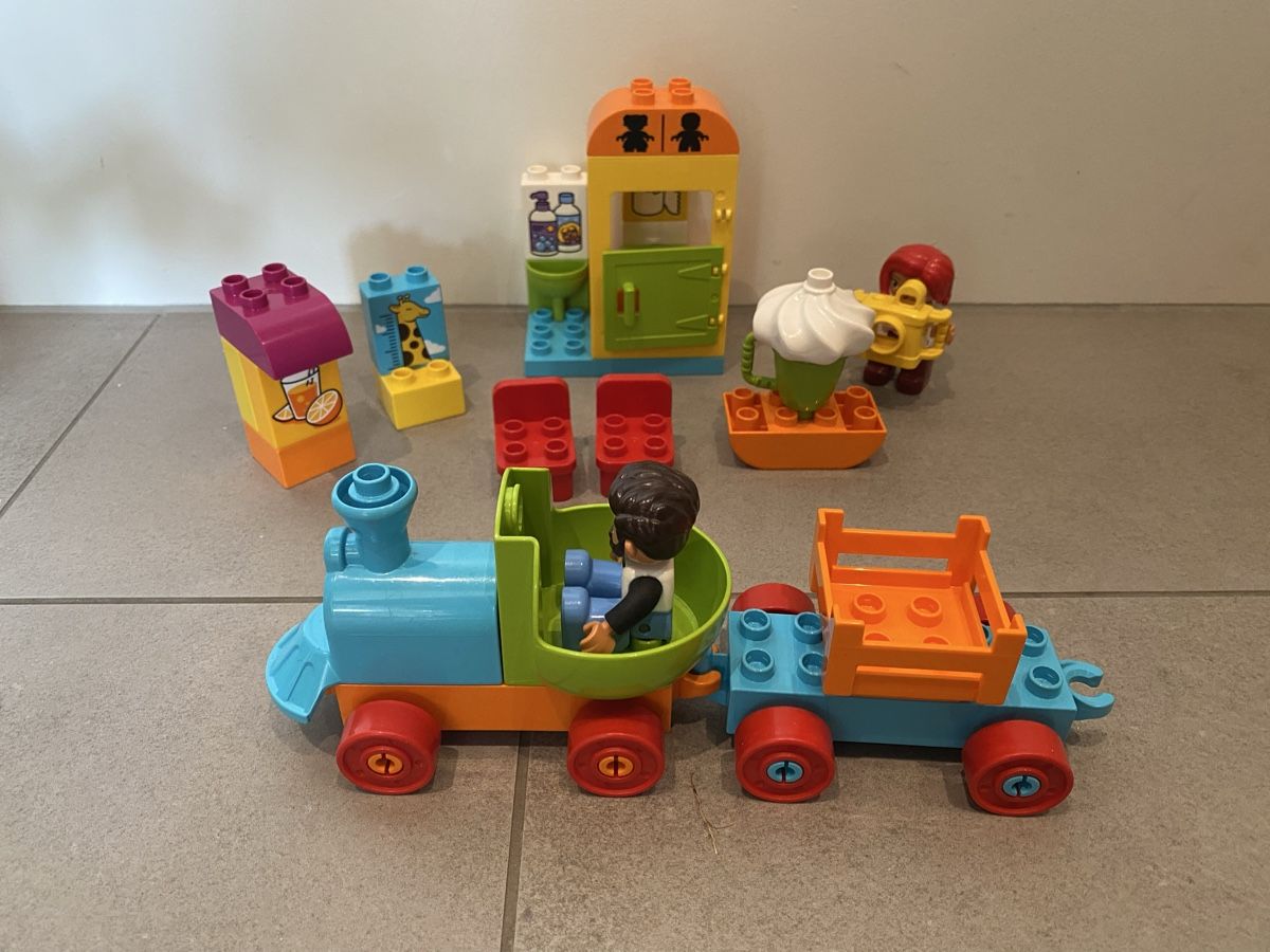Lego Jouets: LEGO Duplo Jahrmarkt – D'occasion à Zürich par rotschwarzkaeppchen 4