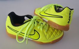 Hallenturnschuh NIKE Tiempo Gr.28-wie neu!