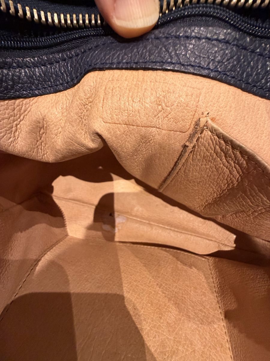 Borse da donna: Navy Blue Leather Italian Handbag – Usato da Genève venduto da jud_xrl8 4