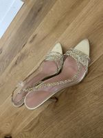 Damenschuhe mit Schmucksteinen und transparenten Riemen neu 