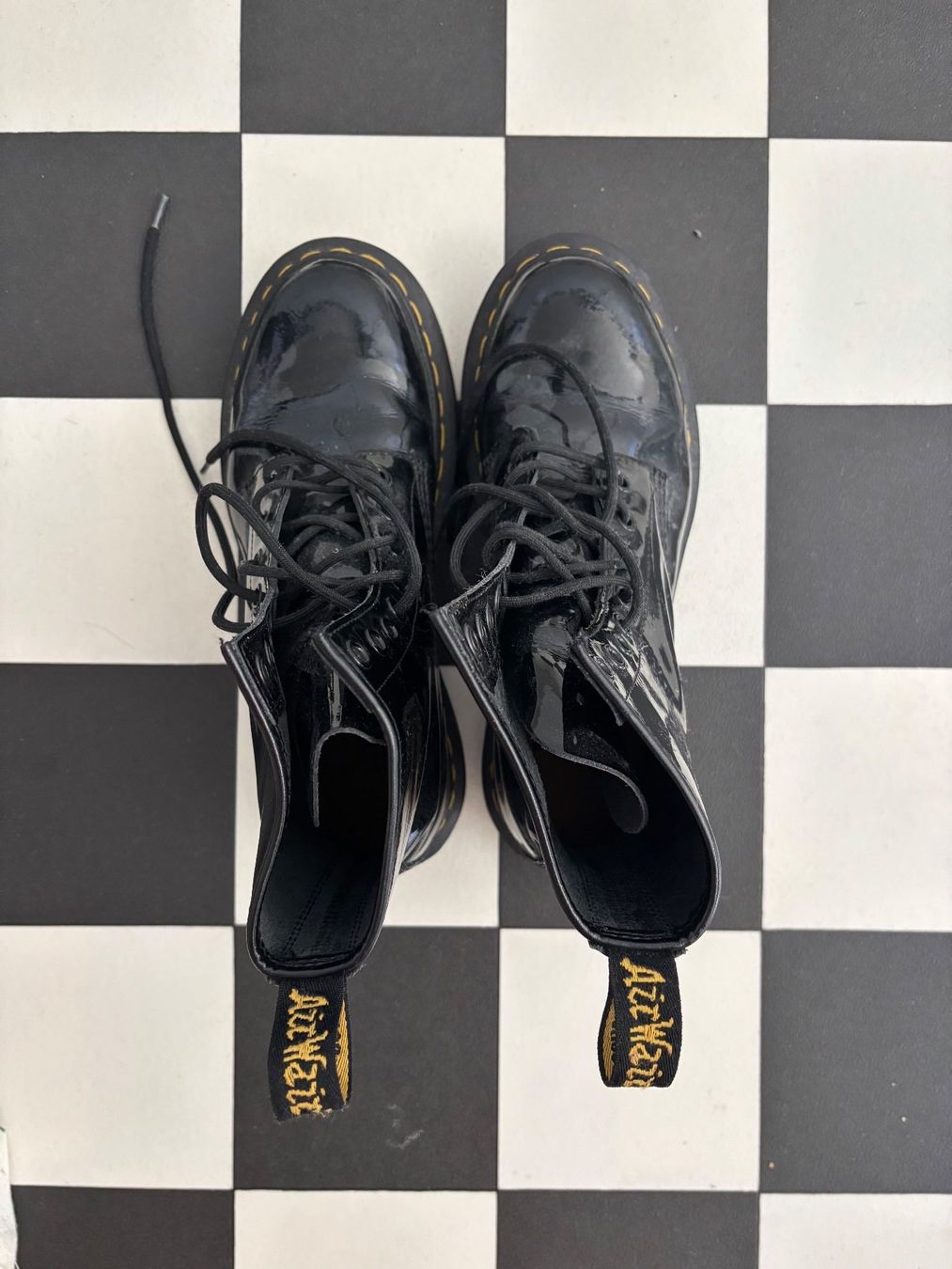 Dr. Martens Chaussures femmes: Dr Martens Lack-Leder – D'occasion à Zürich par lui_r26y 4