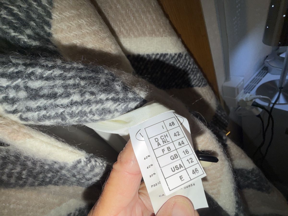 Missoni Cappotti: Mantel MISSONI 42  – Nuovo (secondo la descrizione) da Dornach venduto da samuti 3