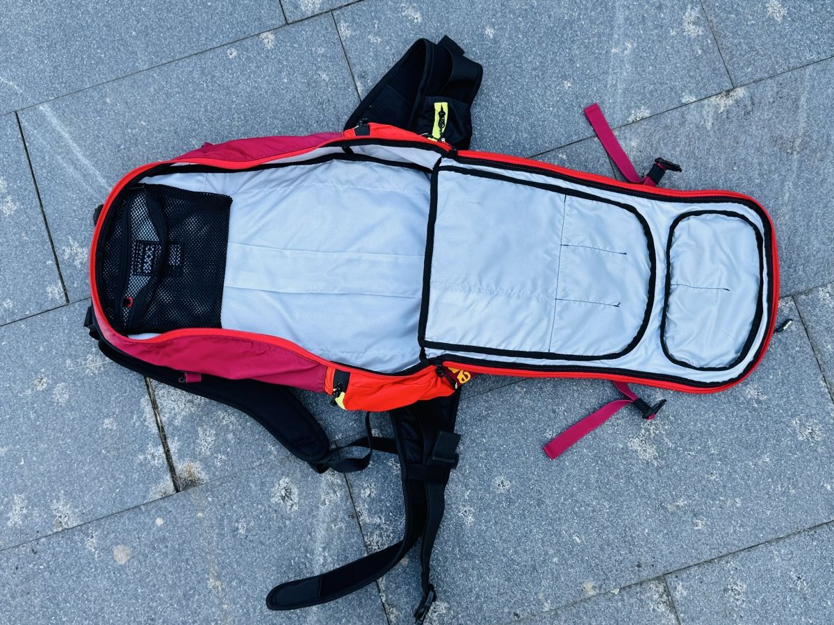Evoc Zaini: EVOC Freeride Trail Protector Rucksack rot/pink M/L – Usato da Herrliberg venduto da N.S. 1