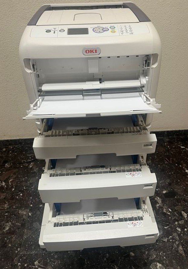 Oki Stampanti: Oki C841dn, A3/A4 Color Duplex / Netzwerk / USB Drucker – Usato da Glattbrugg venduto da copytron 3