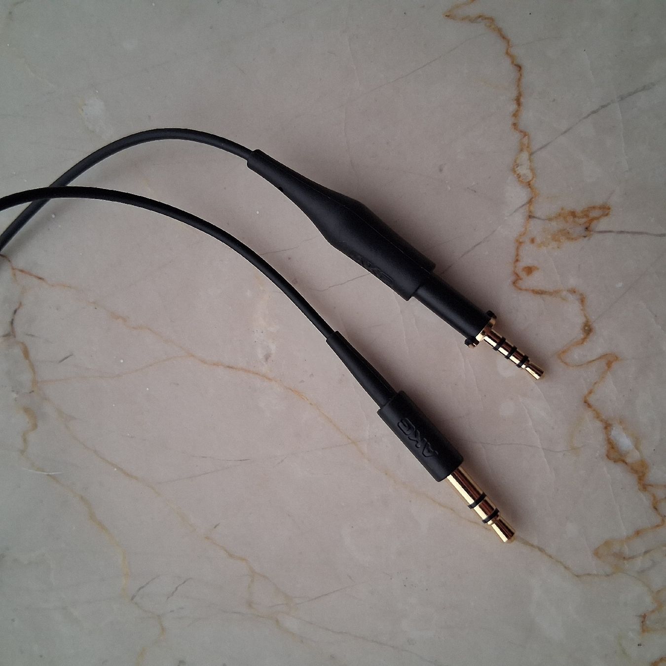 Akg Cavi: AKG Kopfhörer Kabel - 1.1m – Nuovo (secondo la descrizione) da Füllinsdorf venduto da Potz7 1