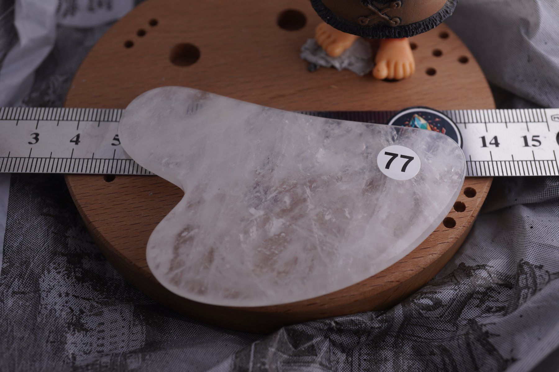 Mineralien & Heilsteine: Gua Sha Massage-Stein  Bergkristall     ab 1.- – Neu und originalverpackt aus Eschenbach SG von topstone 1