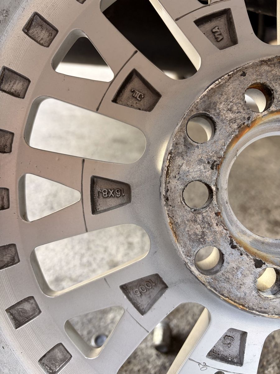 Pneus & Roues: Sportfelgen 5x100 ET20 – D'occasion à Besenbüren par neo_29b9 2