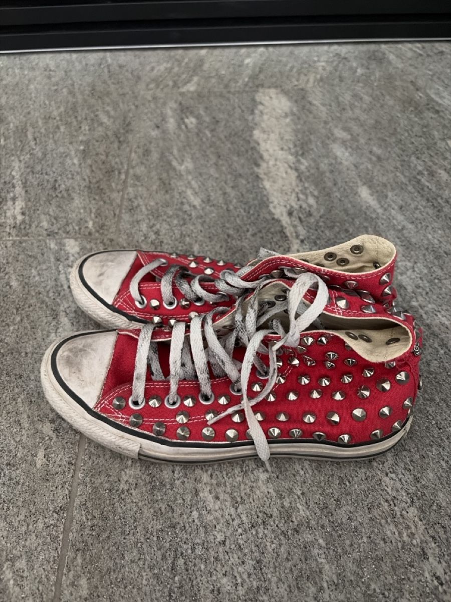 Converse Scarpe da donna: All star borchiate - 37,5  – Usato da Davesco-Soragno venduto da Chichijango 3