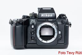 Nikon F4