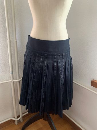 Damen Jupe schwarz von Esprit Gr. 38 Faltenrock Neuwertig