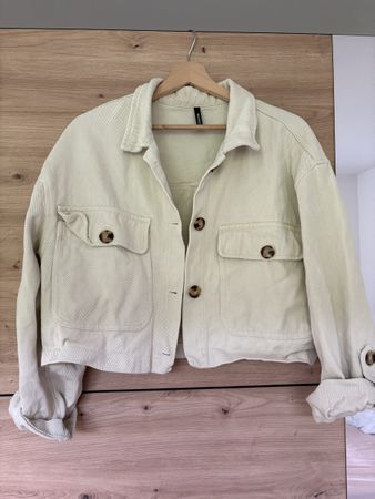 Helle Übergangsjacke