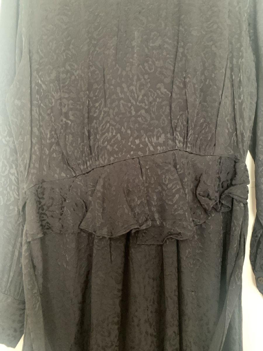 Manor Vestiti: Schickes Kleid, Grösse 38, Schwarz mit Muster – Usato da Zürich venduto da Ballerina007 1
