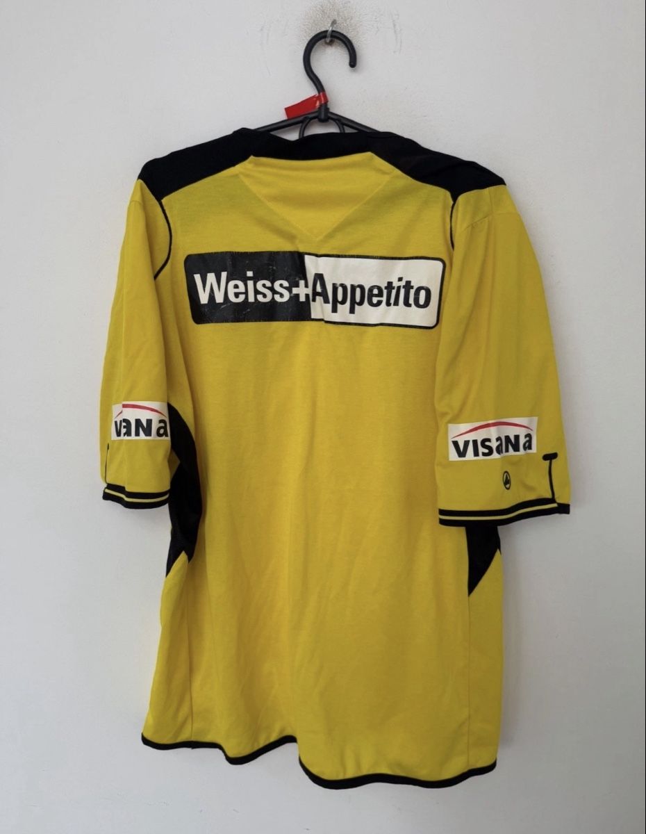 Young Boys Canottiere & Pantaloni: BSC Young Boys 2012/13 Trikot – Usato da Allschwil venduto da lor_6cgq 1