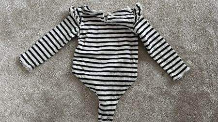Zara Body mit Streifen, Grösse 86, Top Zustand!