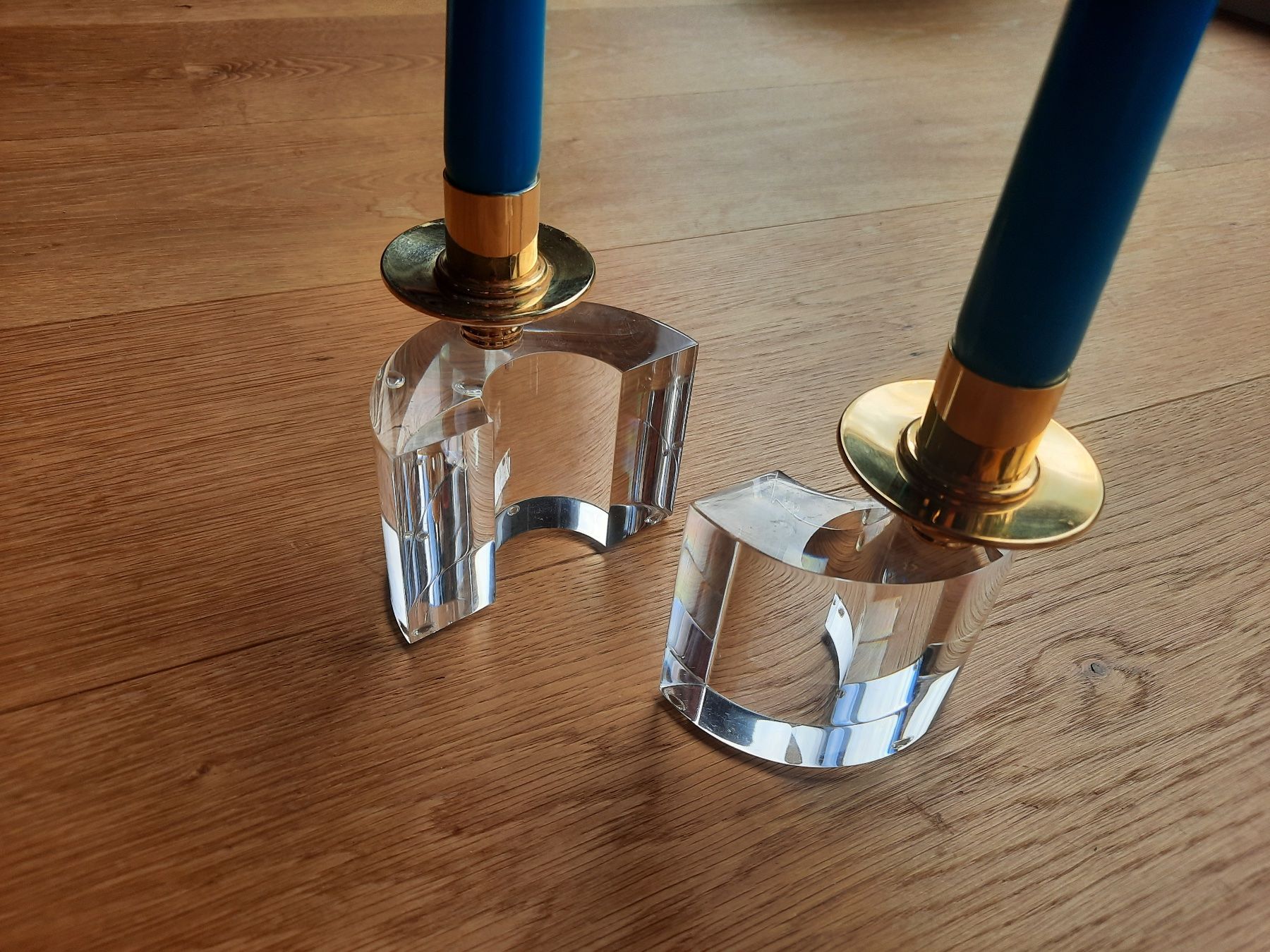 Kerzenständer: Bougeoirs Plexi et doré moderne – Gebraucht aus La Sarraz von bar_kxt7 2