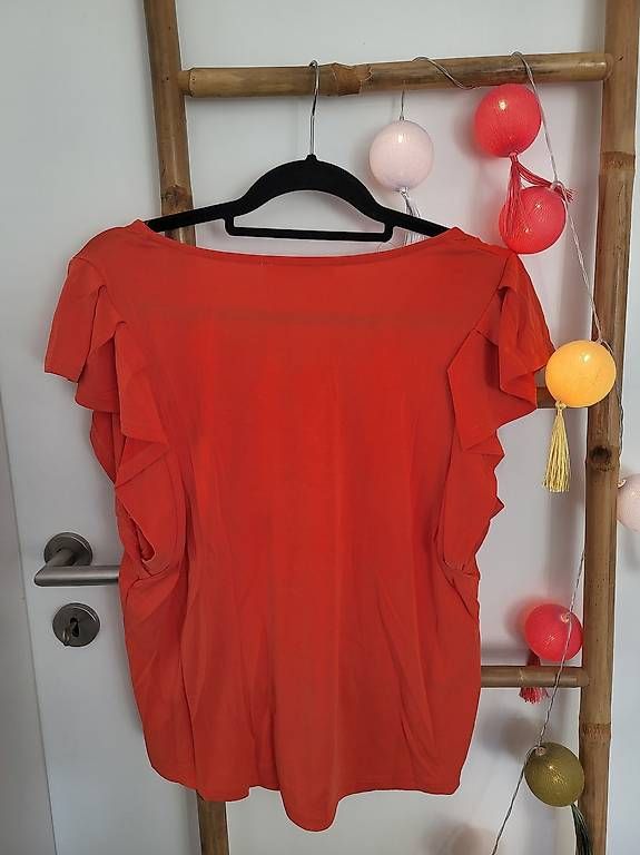 T-shirt: Tshirt femme – Usato da Ecuvillens venduto da loloall 1