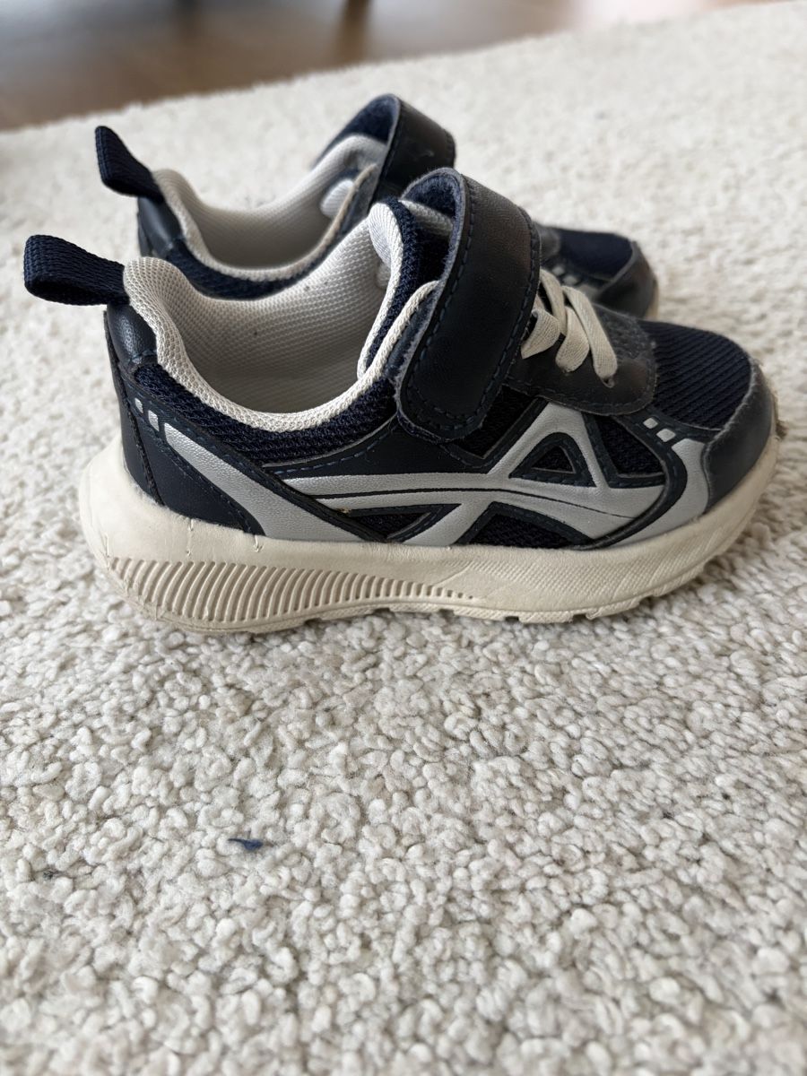 H&M Scarpe per ragazzi: H&M Sneaker, Grösse 22 – Usato da Wallenwil venduto da arina_scheunert 1