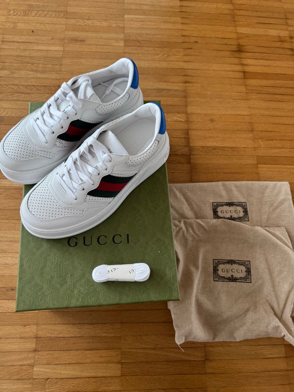 Gucci Herrenschuhe: Gucci web sneaker unisex Gr.39 NEU – Neu und originalverpackt aus Pfäffikon SZ von EMMA0111 1