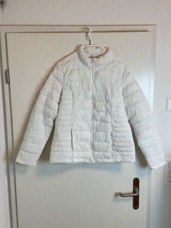 Superleichte Steppjacke weiss Grösse XL guter Zustand
