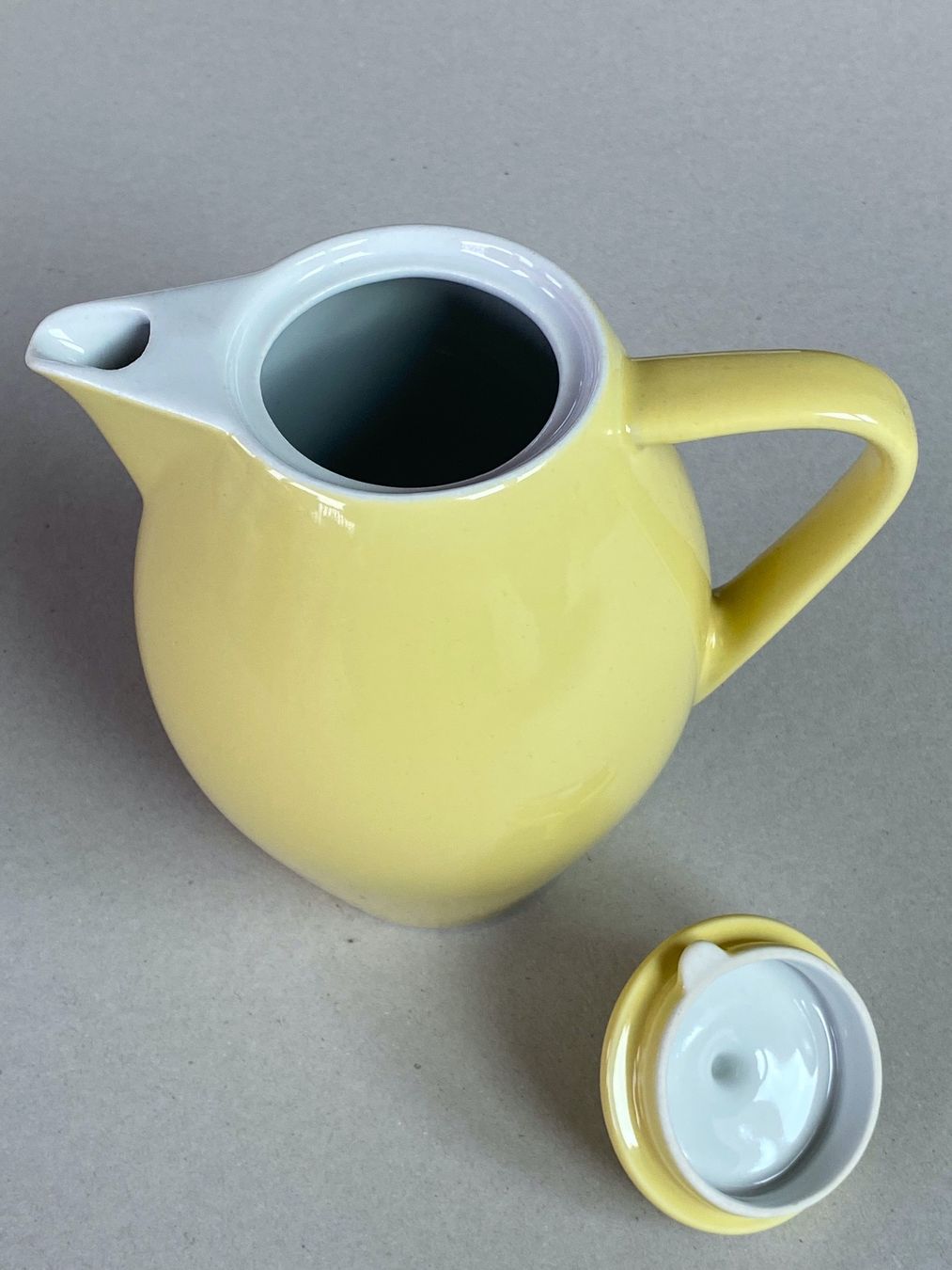 Rössler Teiere: Rössler Kaffekrug mit Deckel - gelb – Usato da Wittnau venduto da flocke 1
