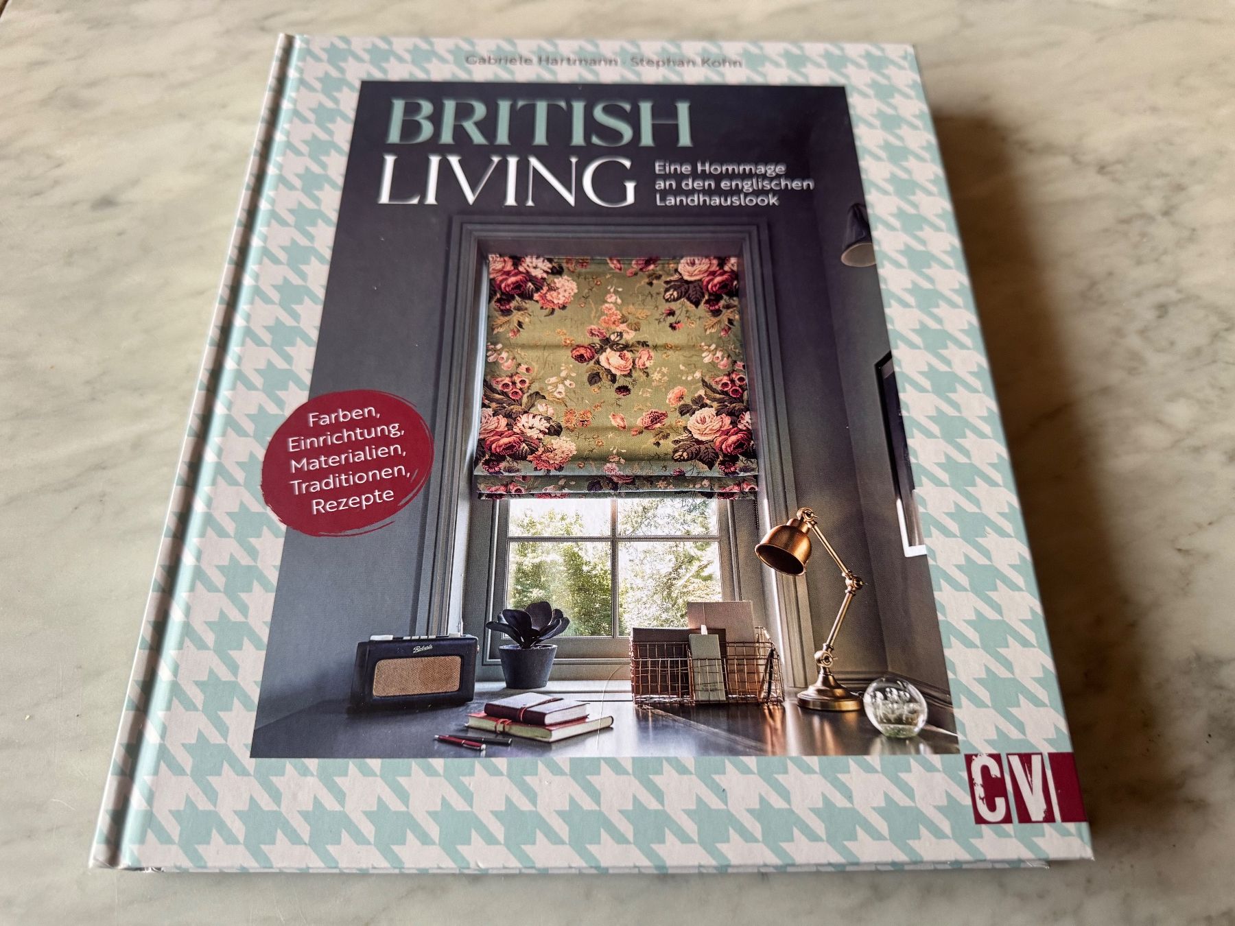 Libri: BRITISH LIVING – Nuovo (secondo la descrizione) da hägendorf venduto da twilightprincess