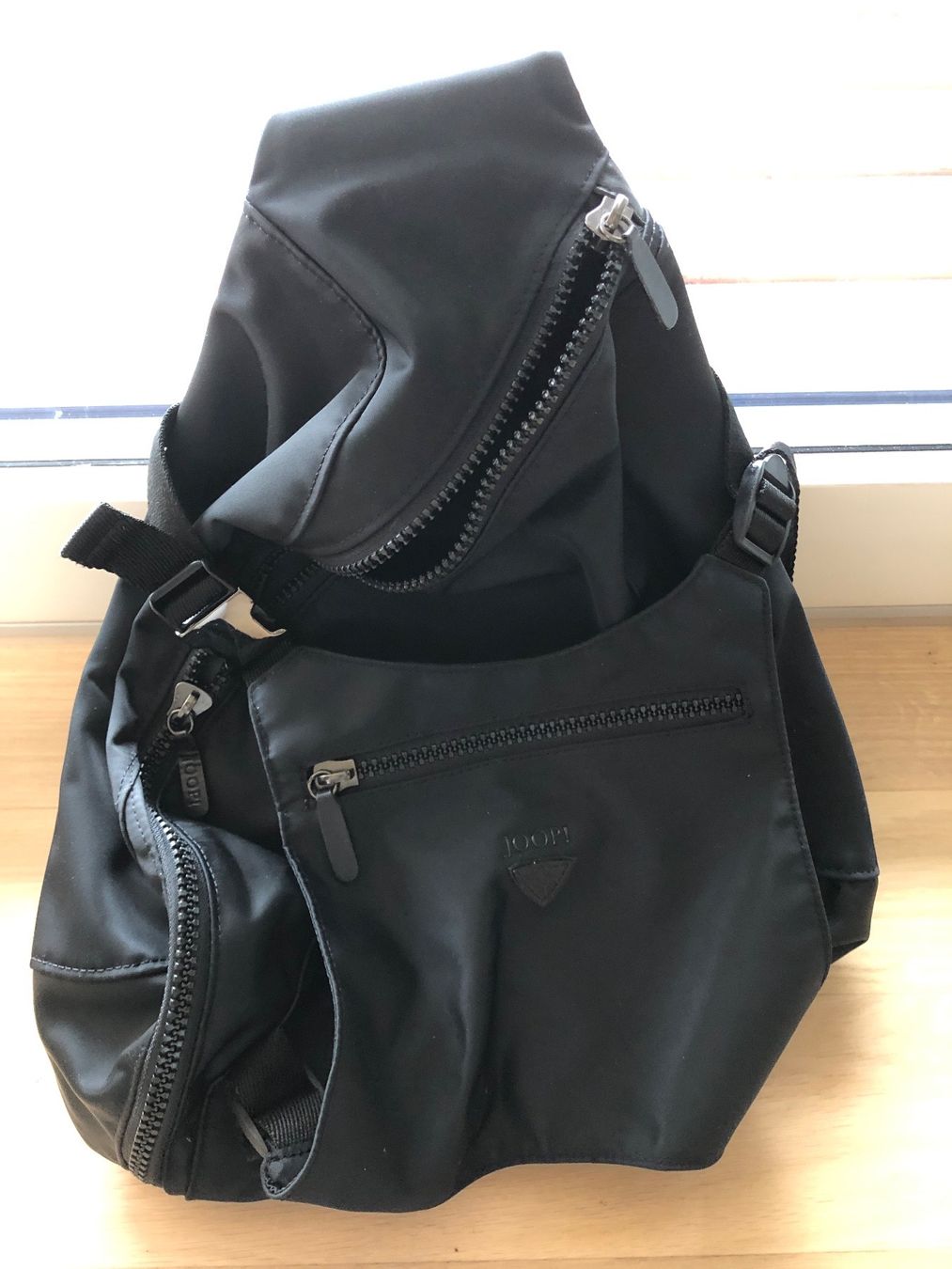 Joop Zaini: JOOP Rucksack Damen – Nuovo (secondo la descrizione) da Solothurn venduto da SusanneL01