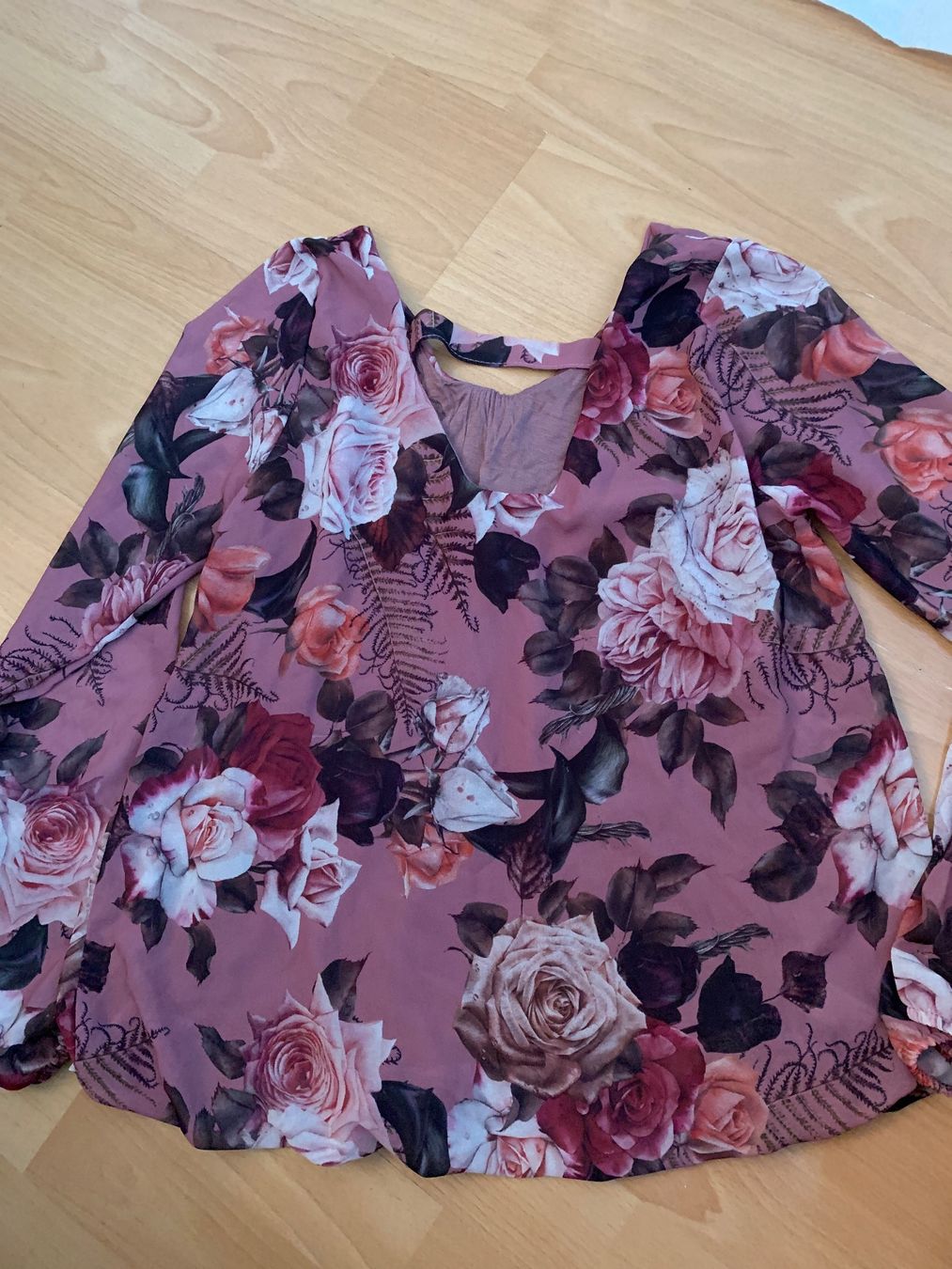 Camicette: Joli chemisier avec fleurs taille S – Usato da MEYRIN venduto da Gwendo10 1