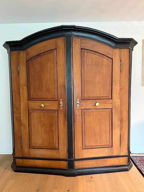 Armadi: Antiker Schrank Massivholz zerlegbar – Usato da Winterthur venduto da bin_y5kb