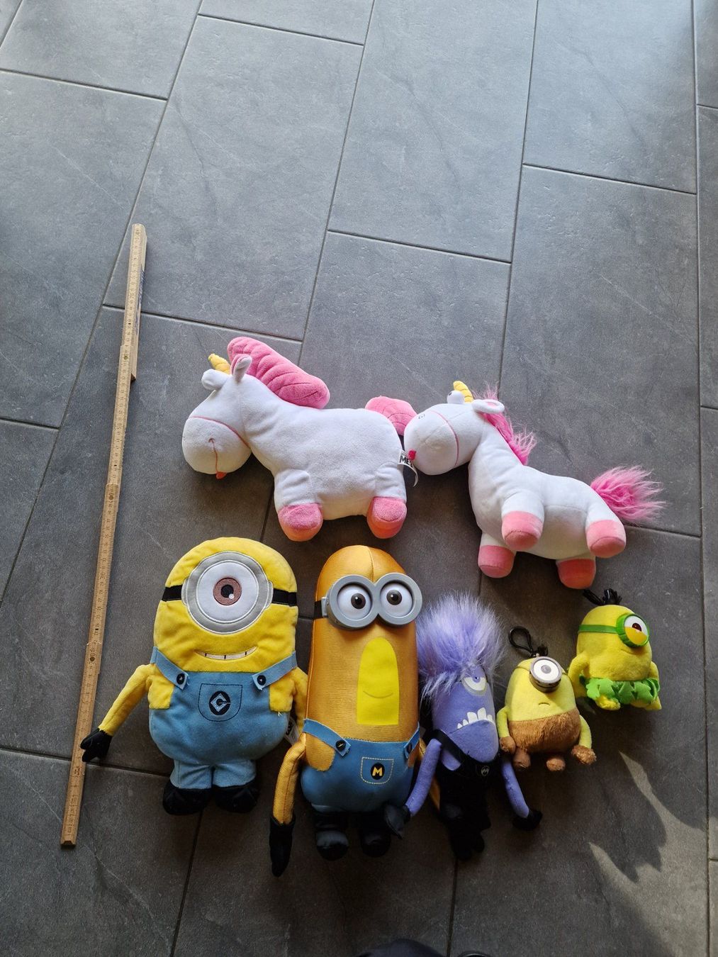Spielzeuge: Minions und Einhorn Plüsch Stofftier Set – Gebraucht aus Koppigen von Kellerfundsachen 1