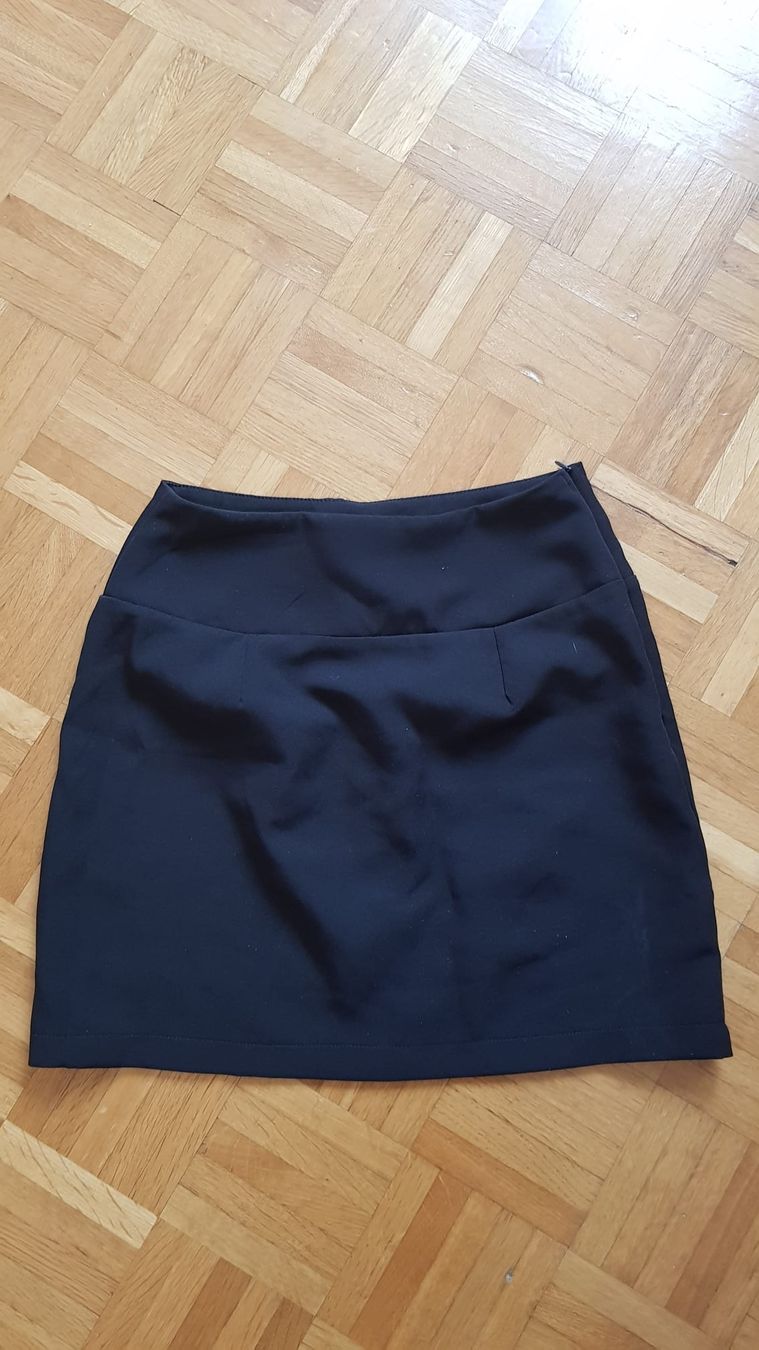 Gonne: Jupe noire Mc Lorene taille XS à boutons dorés – Nuovo (secondo la descrizione) da Versoix venduto da aline_b 1