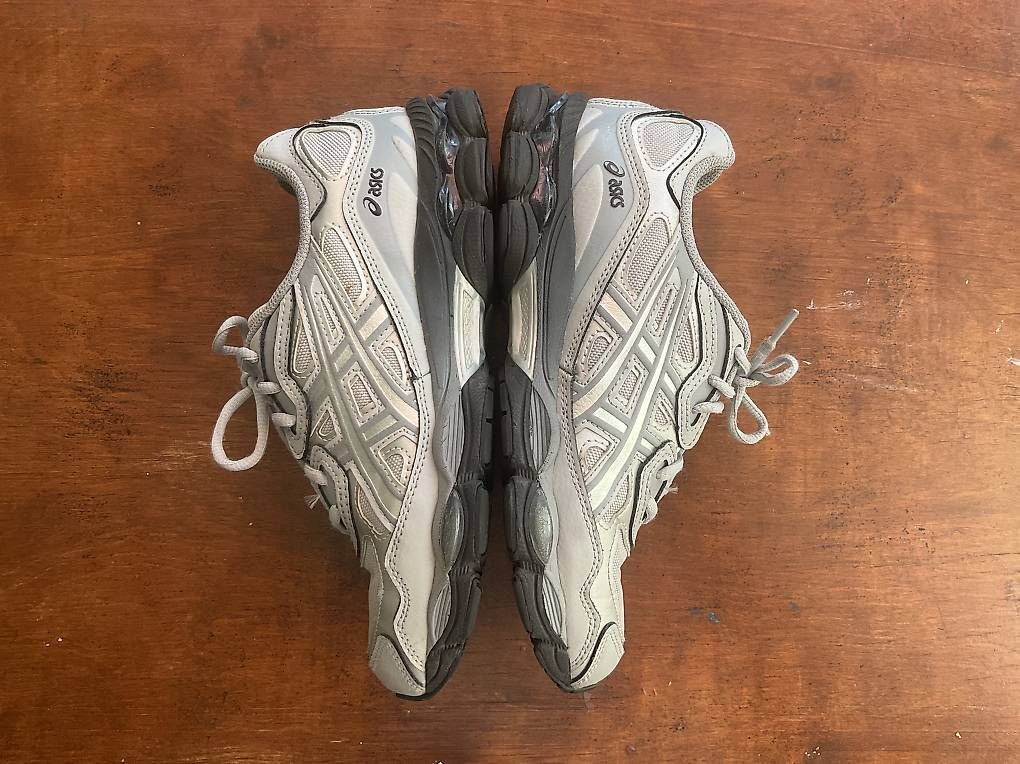 Scarpe da uomo: ASICS GEL-NYC Mid Grey / Sheet Rock Gr. 39 – Usato da Zuerich venduto da kuit 2