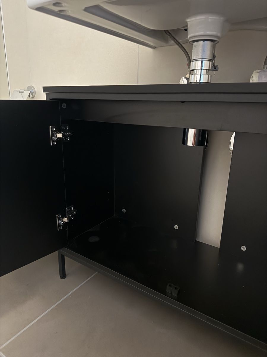 Installations & Meubles: Waschbeckenunterschrank – D'occasion à Burgdorf par alex.galli 2